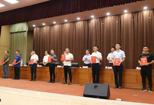 fd6f115036352d3ca8eb26990e64af5.jpg fd6f115036352d3ca8eb26990e64af5.jpg