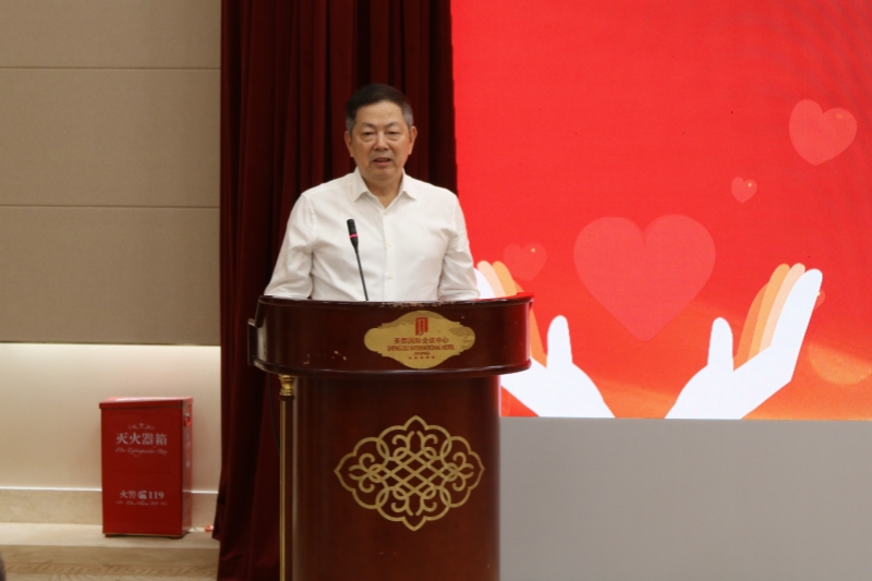 1694661986225529.jpg 4宁德时代新能源科技有限公司董事长顾问陈峰出席并讲话_副本.jpg