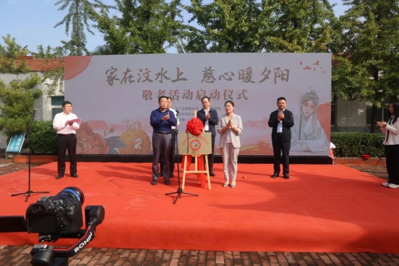 1695800452815968.jpg 640 (3).jpg