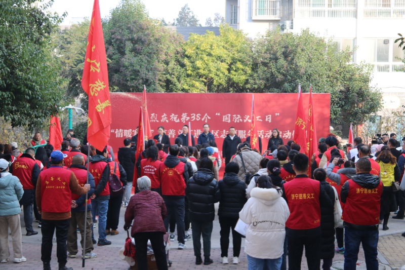 1703725004111865.jpg 1活动现场_副本.jpg